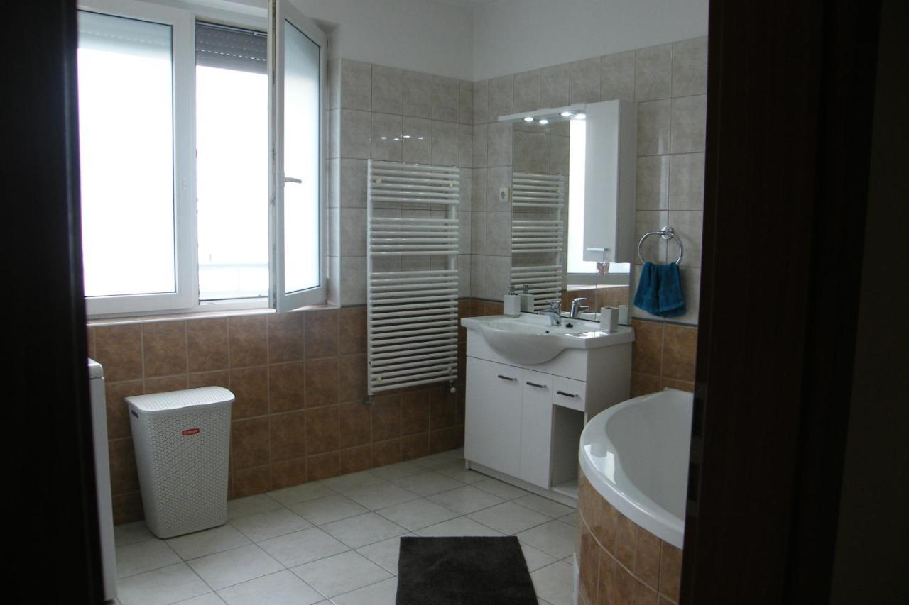 Happy Apartman Хайдусобосло Экстерьер фото