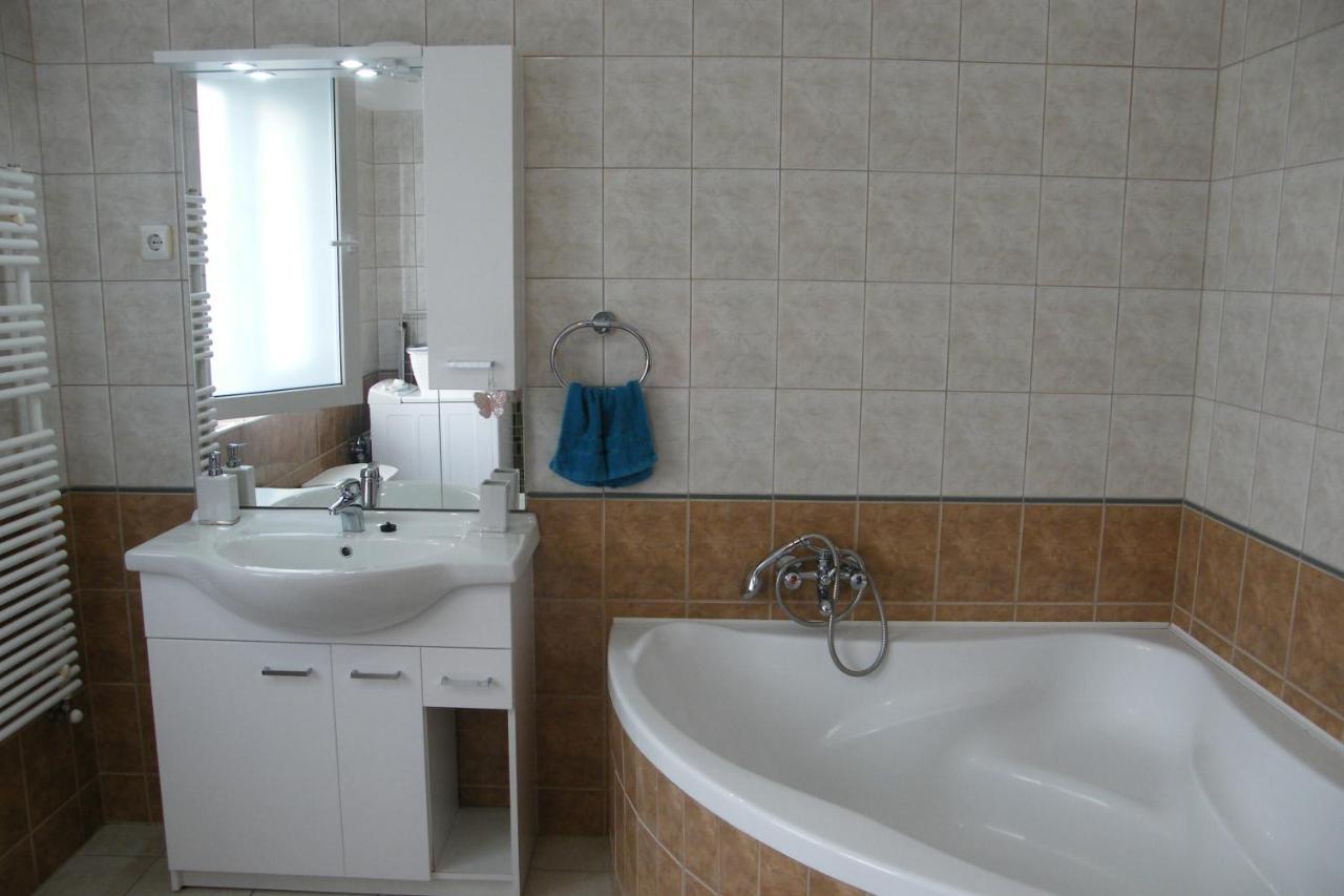 Happy Apartman Хайдусобосло Экстерьер фото