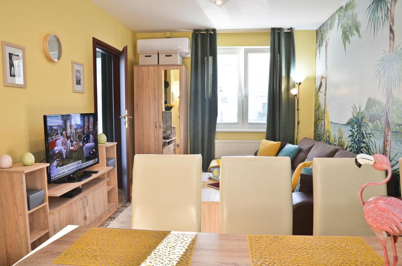 Happy Apartman Хайдусобосло Экстерьер фото