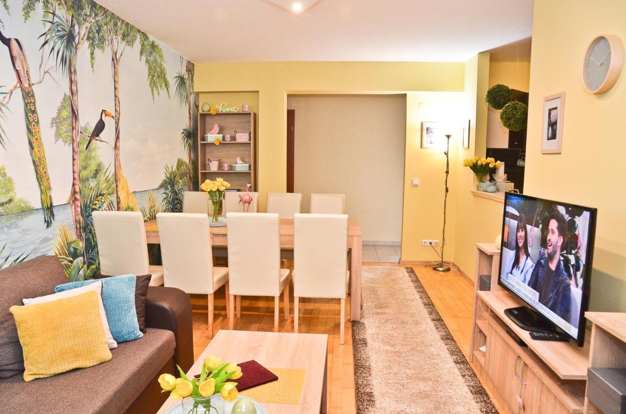 Happy Apartman Хайдусобосло Экстерьер фото